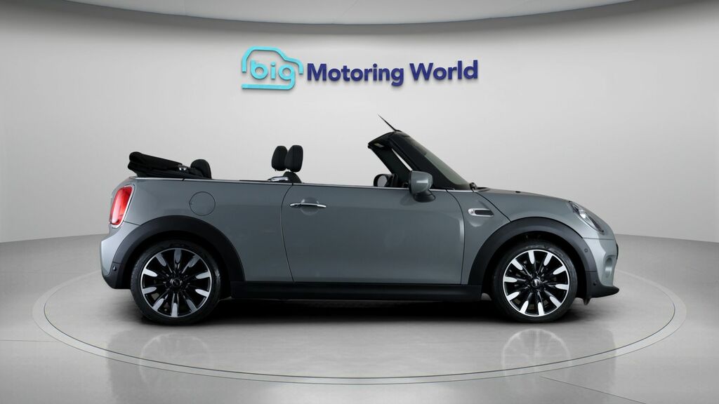 Mini Convertible 1.5 Cooper Exclusive II Comfort Pack Blue #8