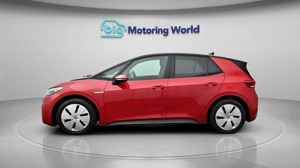 Volkswagen ID.3 Life Red #4