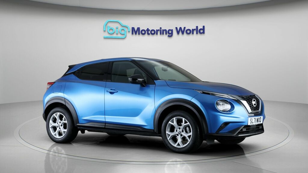 Nissan Juke N-connecta Blue