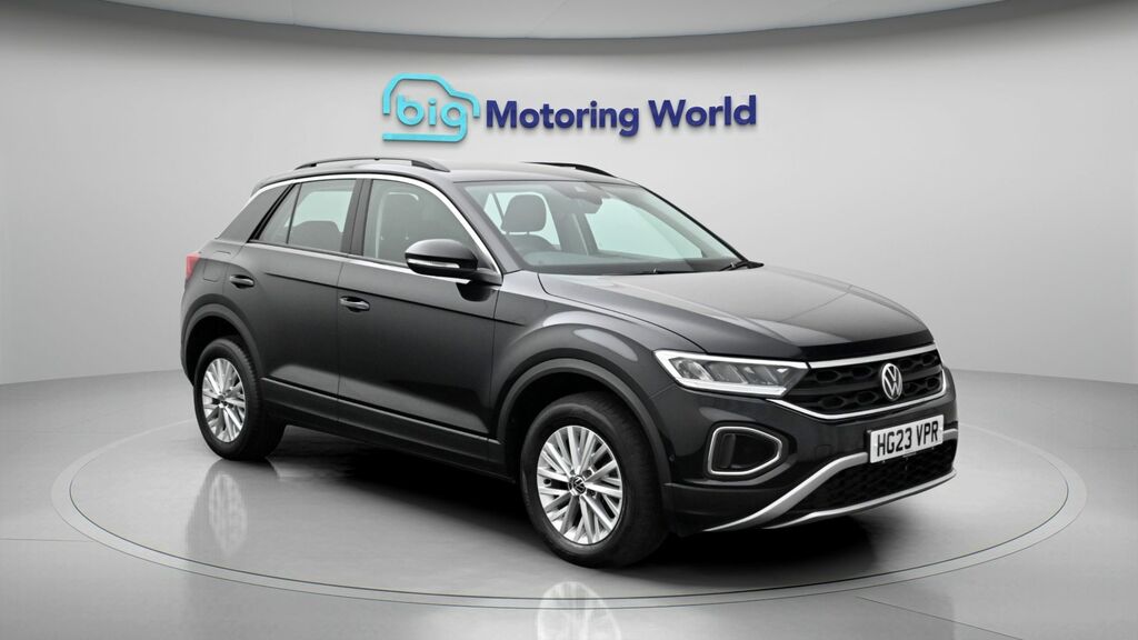 Volkswagen T-Roc Life Black