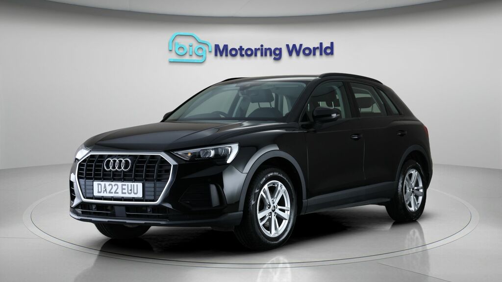Audi Q3 Technik DA22EUU Black #3