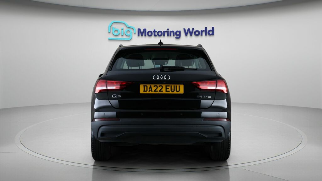 Audi Q3 Technik DA22EUU Black #6