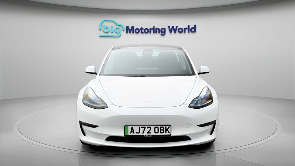 Tesla Model 3 Long Range AJ72OBK White #2