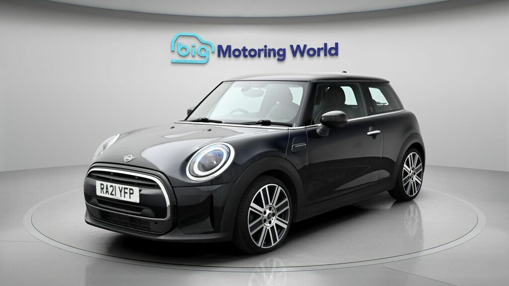 Mini Hatch Cooper Exclusive RA21YFP Black #3