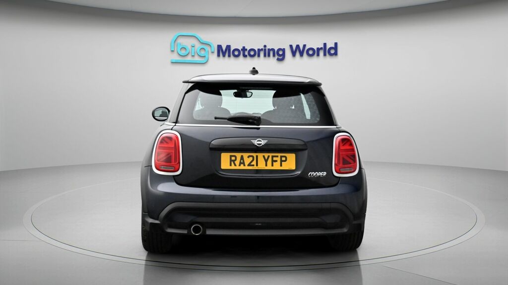 Mini Hatch Cooper Exclusive RA21YFP Black #6
