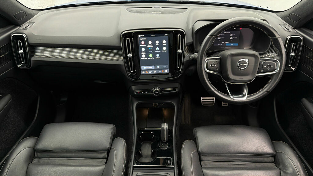 Volvo XC40 First Edition Blue #4