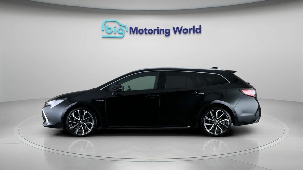 Toyota Corolla Excel Black #4