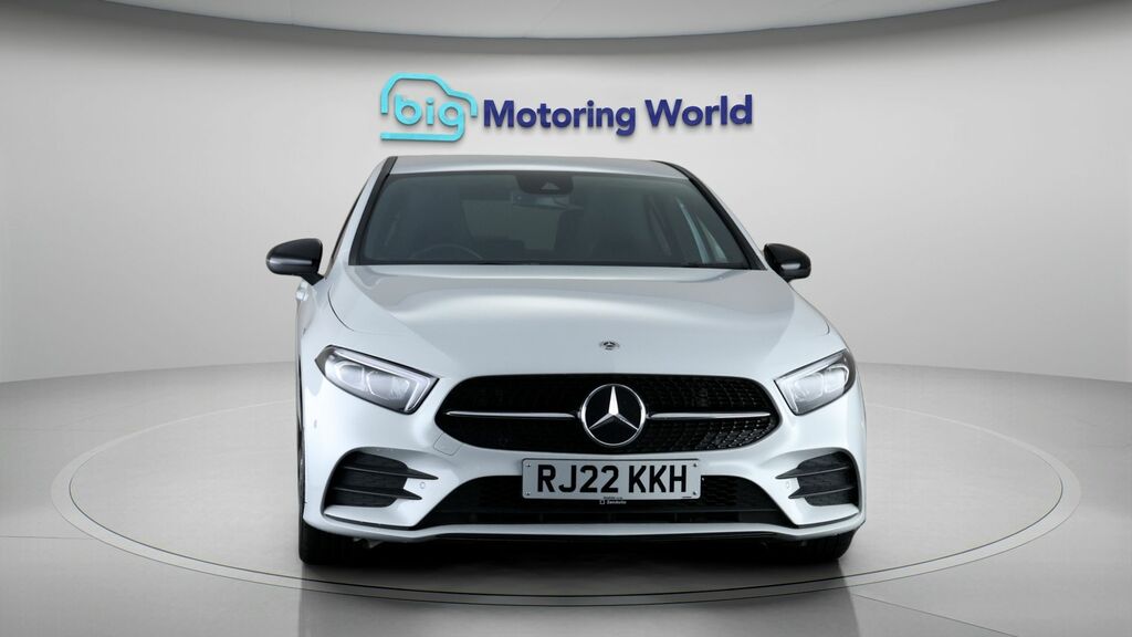 Mercedes-Benz A Class Amg Line Edition RJ22KKH White #2