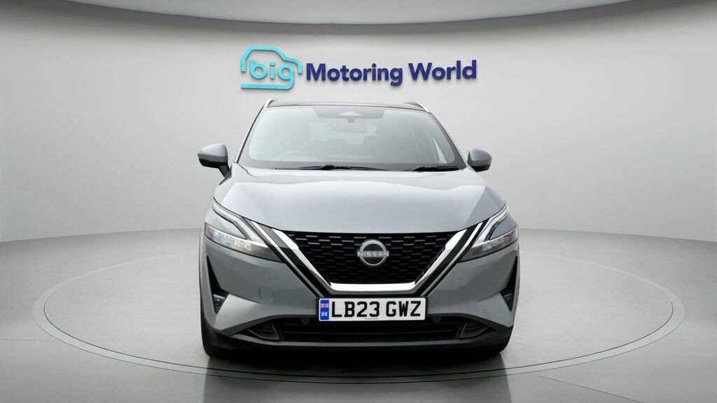 Nissan Qashqai Tekna Grey #2