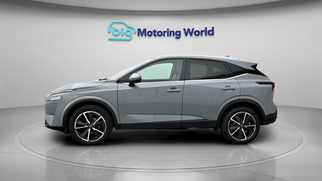 Nissan Qashqai Tekna Grey #4