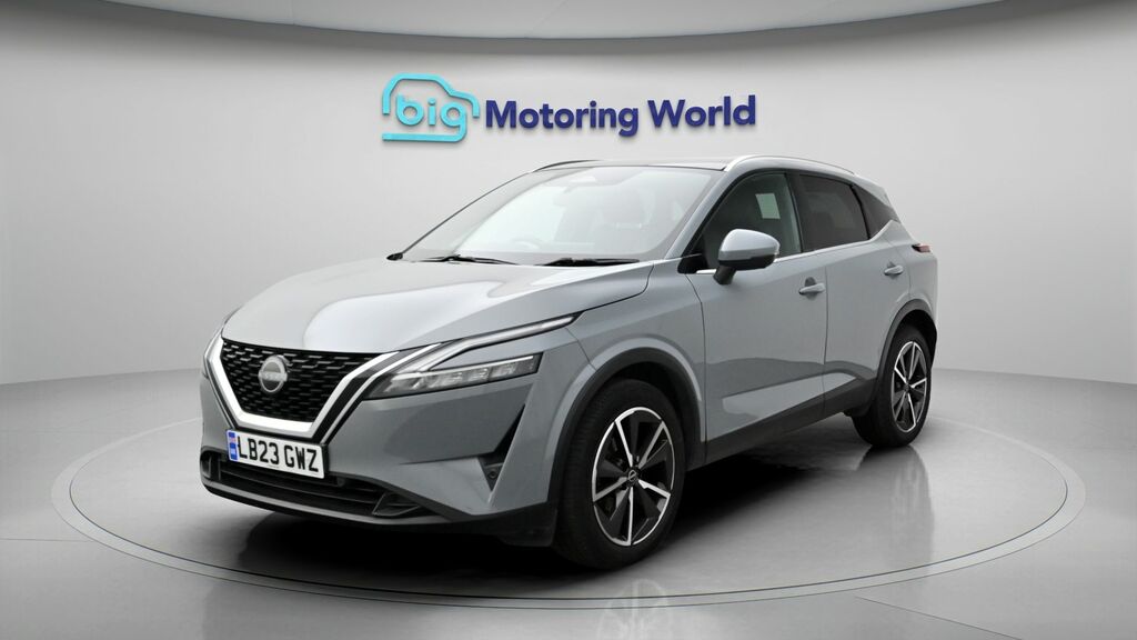 Nissan Qashqai Tekna Grey #3