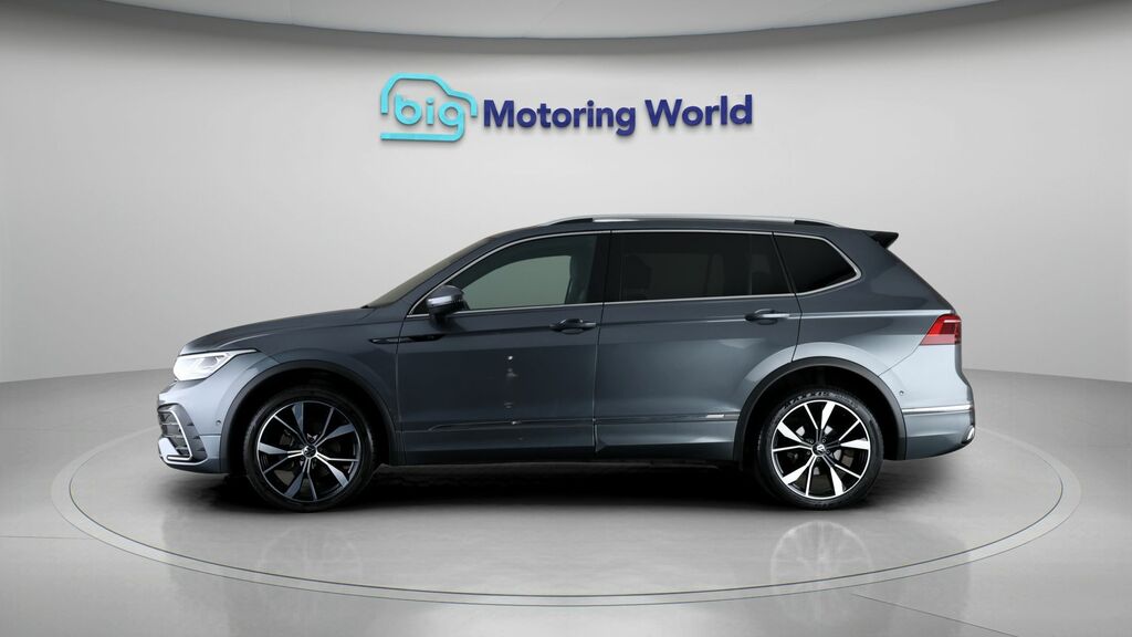 Volkswagen Tiguan Allspace R-line YE73XFU Grey #4