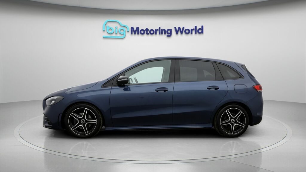 Mercedes-Benz B Class Amg Line HJ72WOH Blue #4