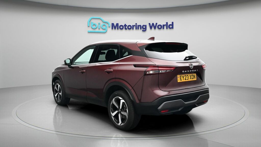 Nissan Qashqai N-connecta EY23XON Red #5