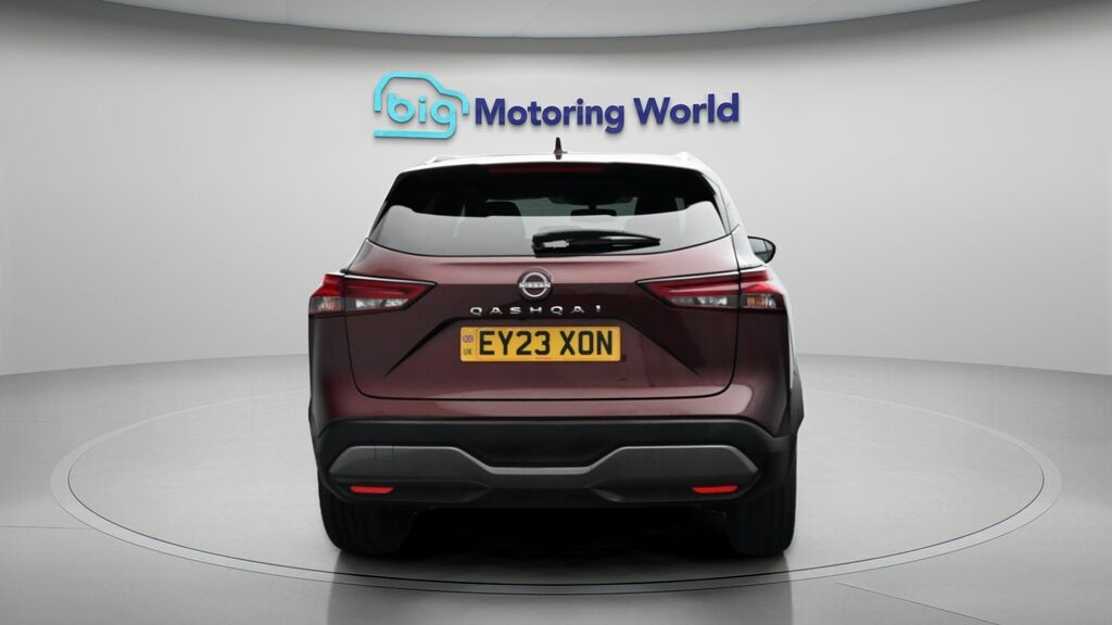 Nissan Qashqai N-connecta EY23XON Red #6