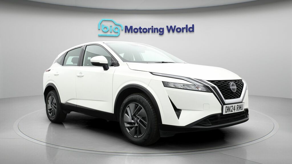 Nissan Qashqai Acenta Premium White