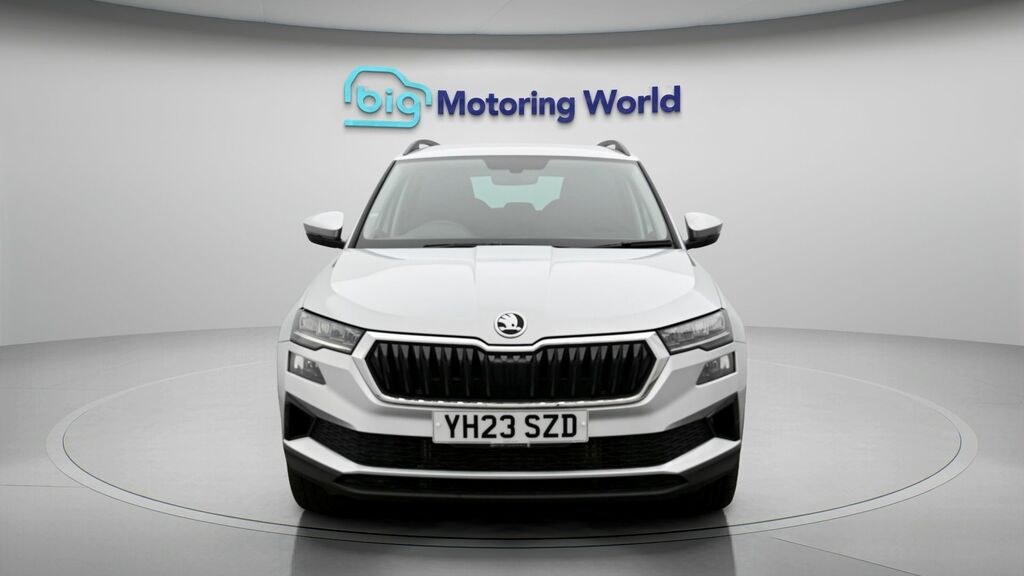 Skoda Karoq Se Drive YH23SZD Silver #2