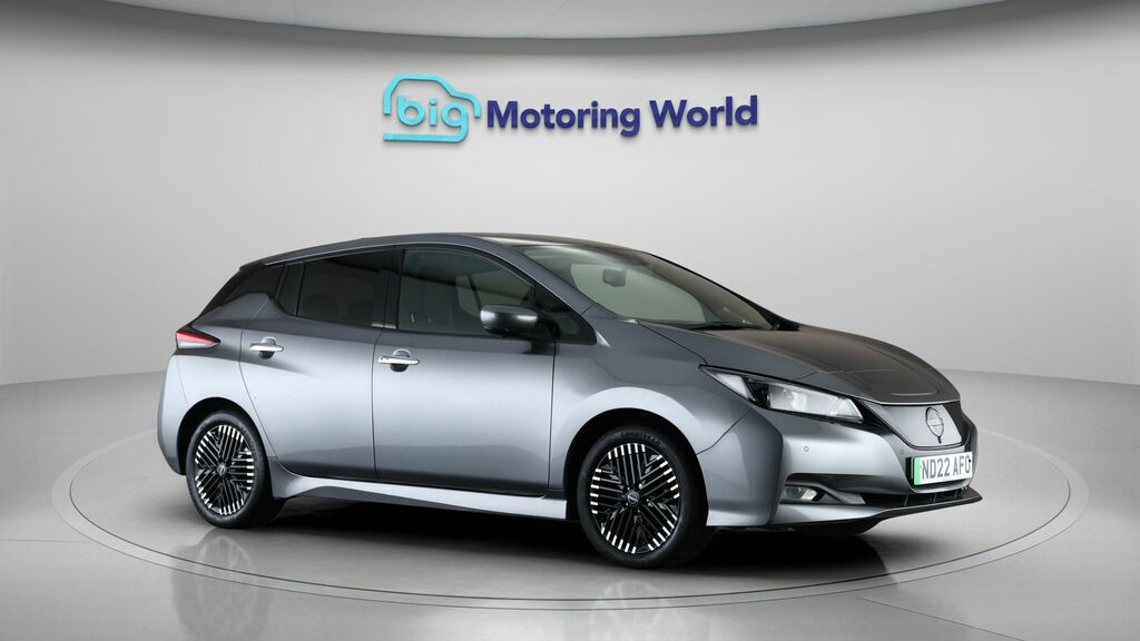 Nissan Leaf N-connecta Grey