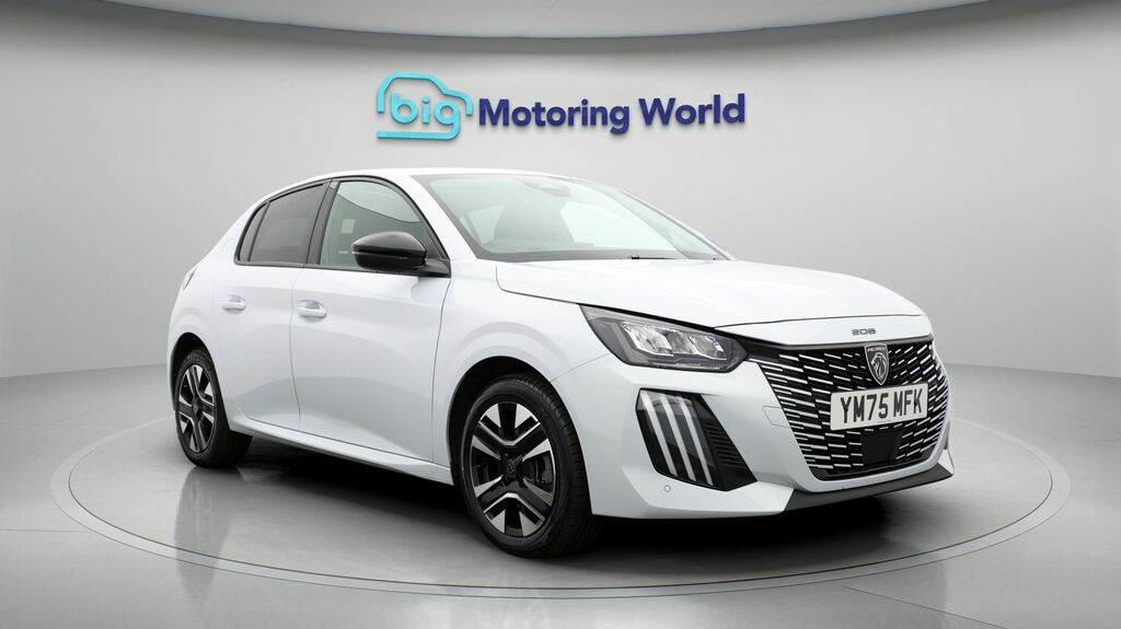 Peugeot 208 Allure White