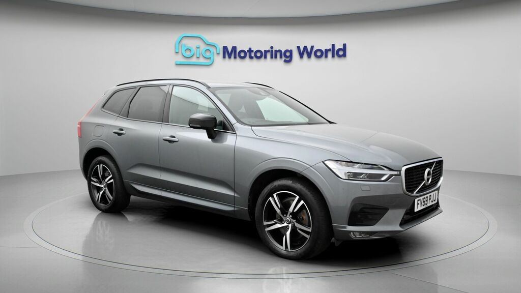 Volvo XC60 R-design Grey