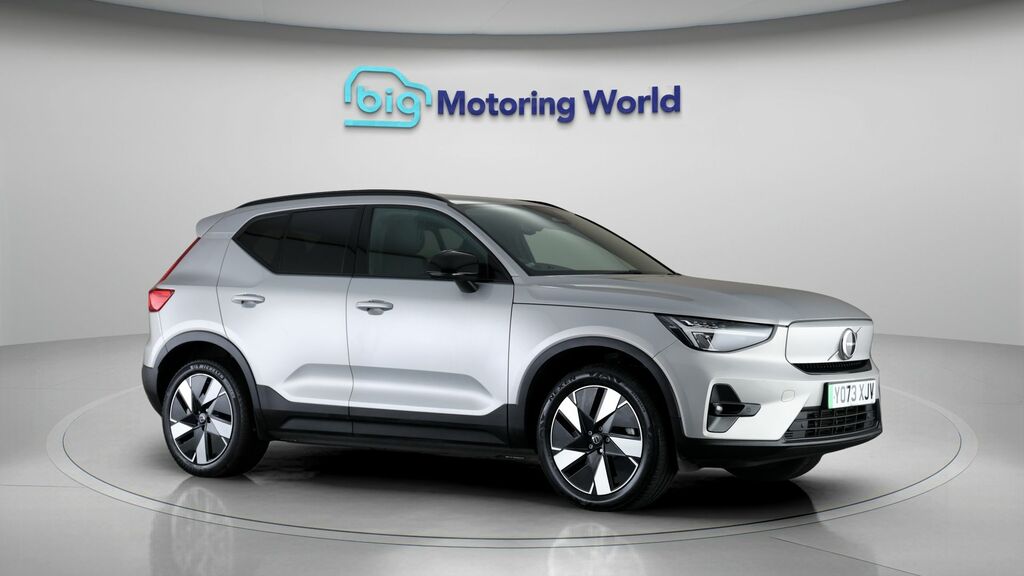 2024 Volvo XC40