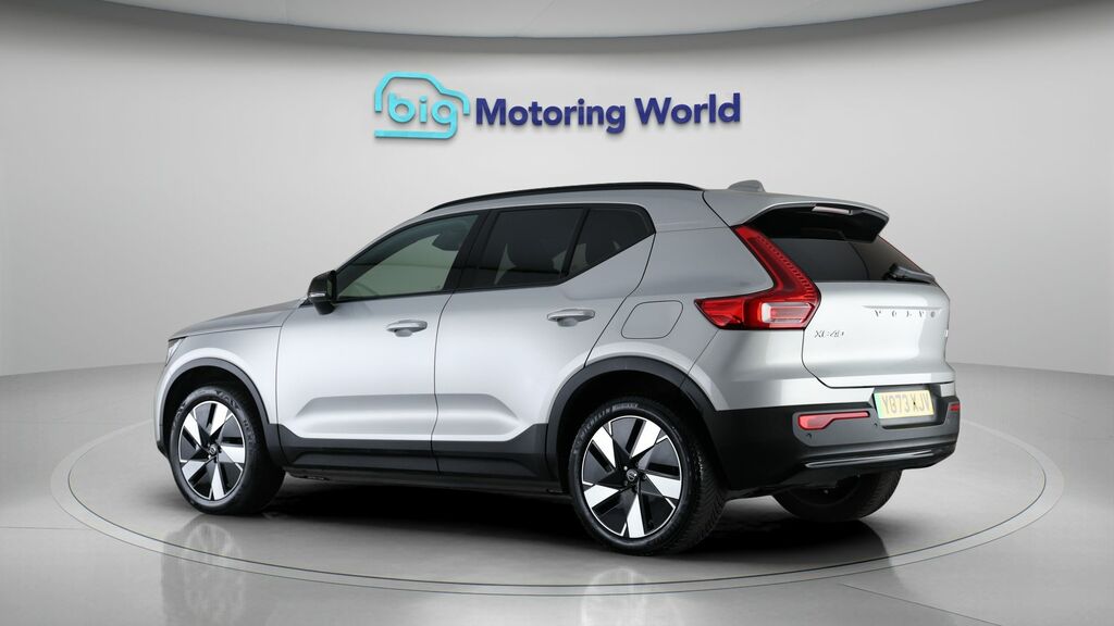 Volvo XC40 Plus YO73XJV Silver #5