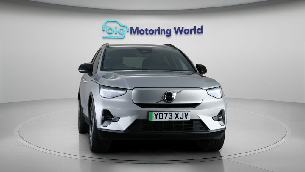 Volvo XC40 Plus YO73XJV Silver #2