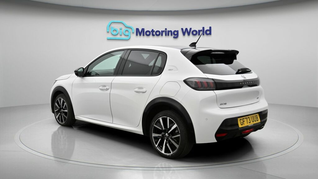 Peugeot 208 Gt White #5