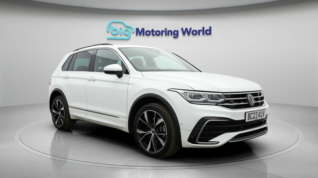 Volkswagen Tiguan R-line White