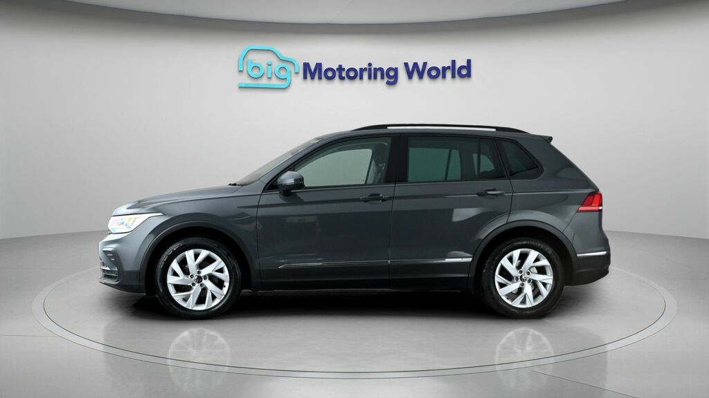 Volkswagen Tiguan Life Grey #4