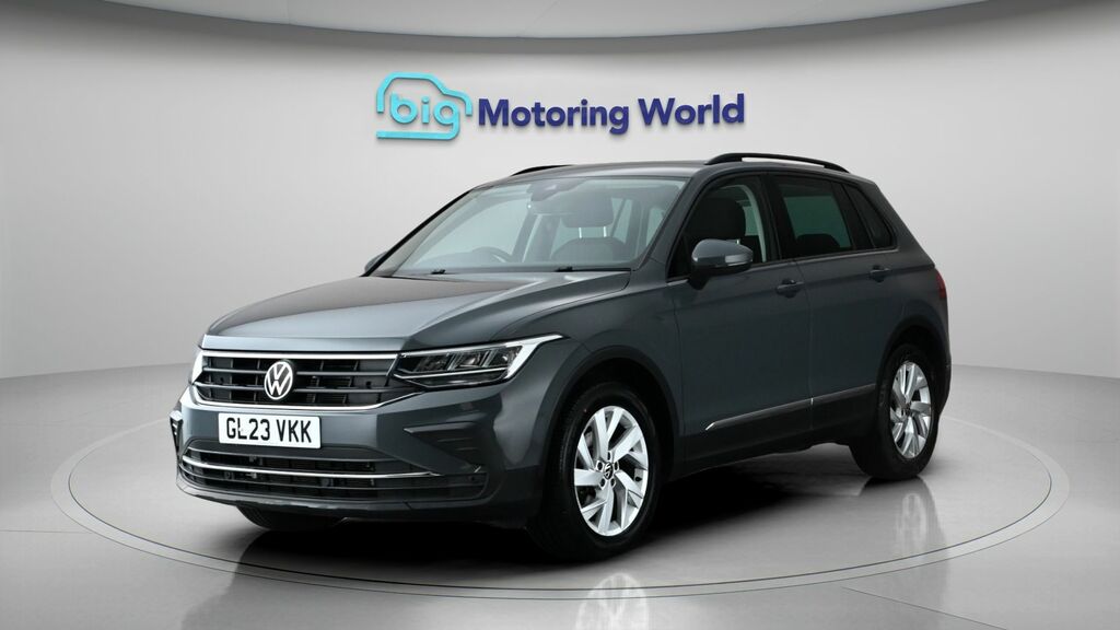 Volkswagen Tiguan Life Grey #3