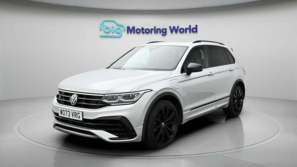 Volkswagen Tiguan Black Edition WO73VRG Silver #3
