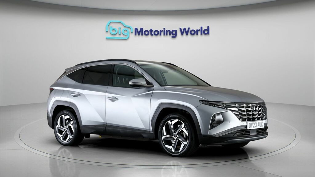 Hyundai Tucson Premium Silver