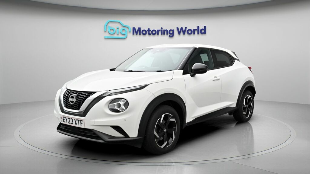 Nissan Juke N-connecta EY23XTF White #3