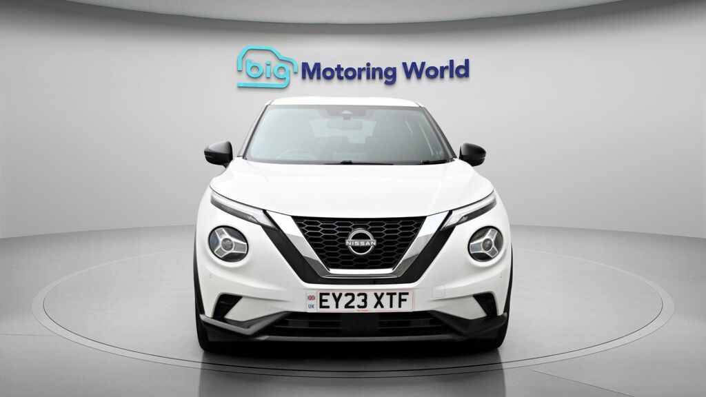 Nissan Juke N-connecta EY23XTF White #2