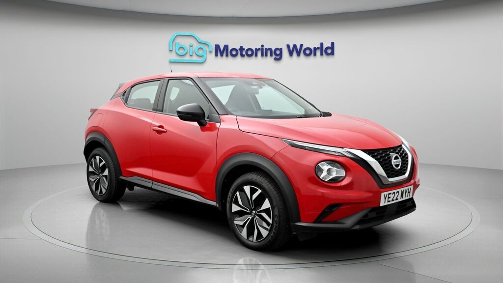 Nissan Juke Acenta YE22WYH Red