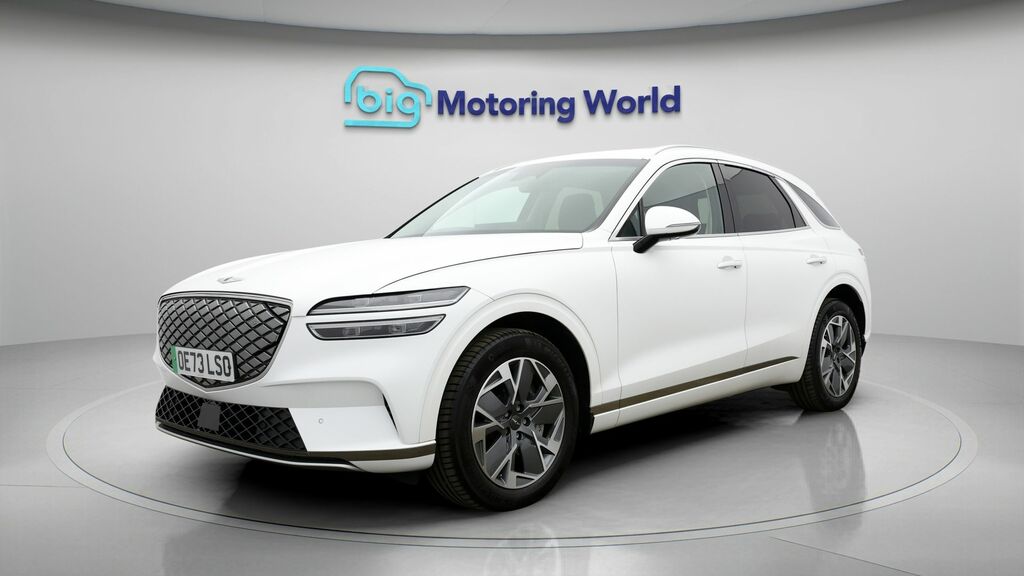 Genesis GV70 Sport White #3