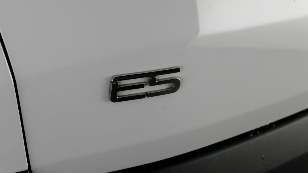 Omoda E5 150Kw Comfort 61Kwh White #17