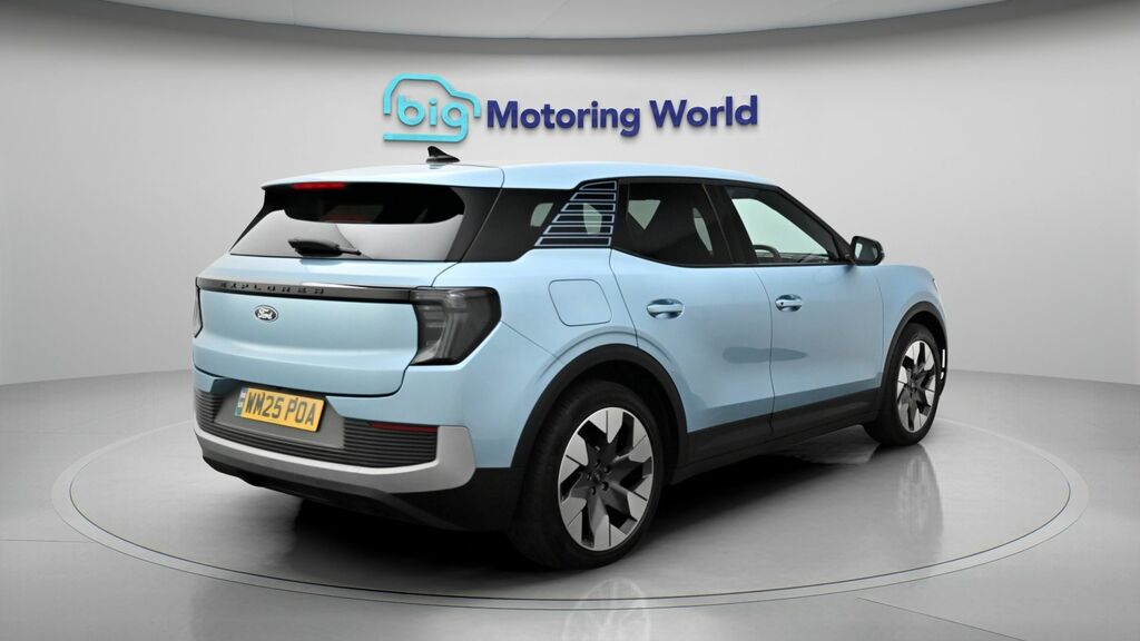 Ford Explorer 210Kw Premium 77Kwh White #7