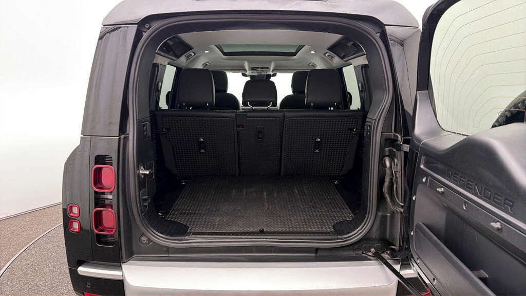 Land Rover Defender 110 X-dynamic Se Green #16