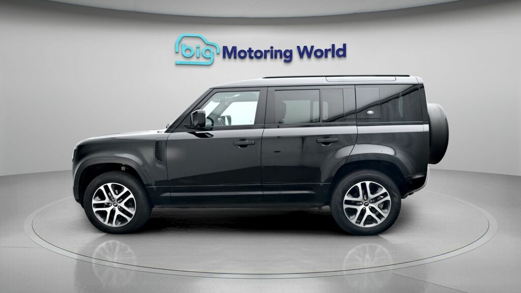 Land Rover Defender 110 X-dynamic Se Green #4