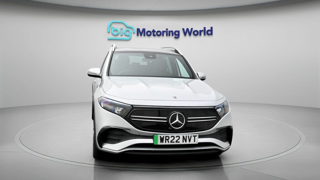 Mercedes-Benz EQB Amg Line Silver #2