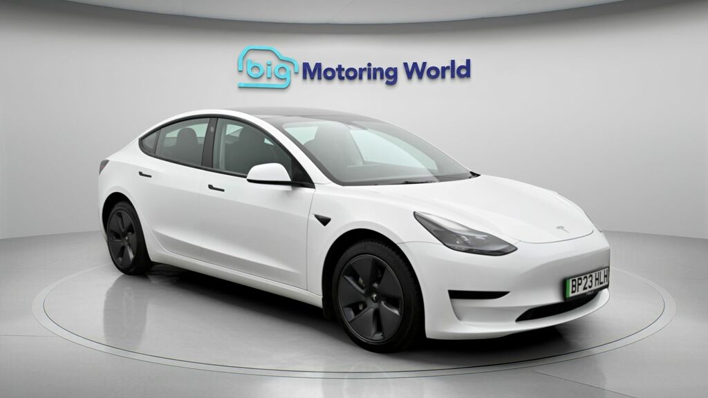 Tesla Model 3 3 Model 3 Rwd White