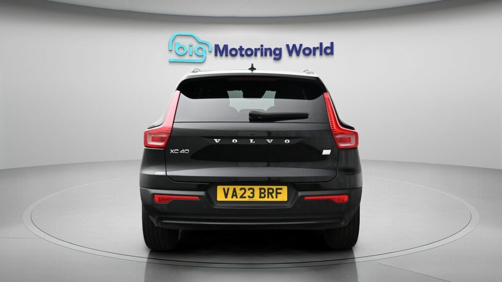 Volvo XC40 Ultimate Dark Black #6