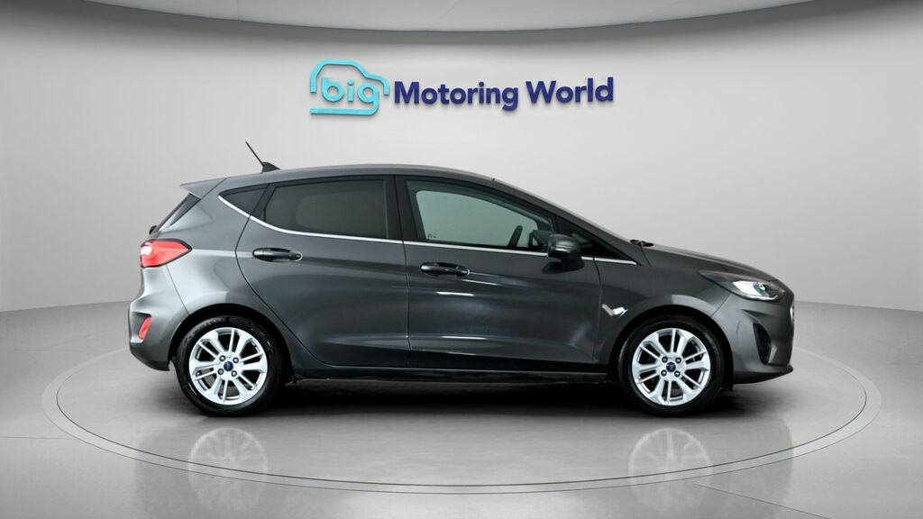 Ford Fiesta Titanium Grey #4