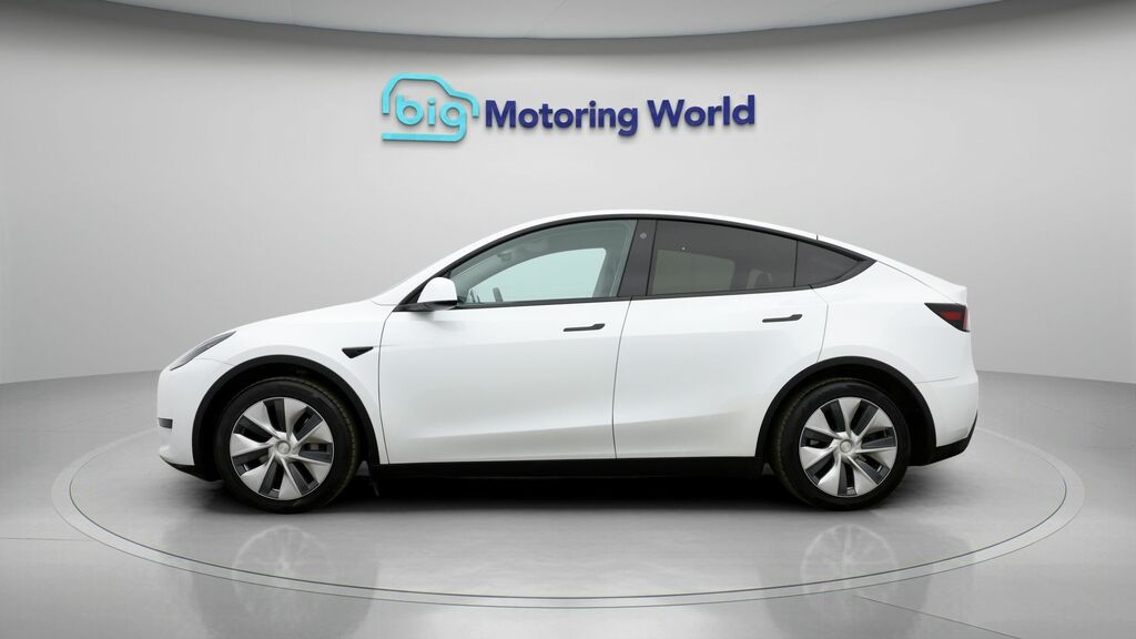 Tesla Model Y Y Model Y Rwd LA23YUR White #4