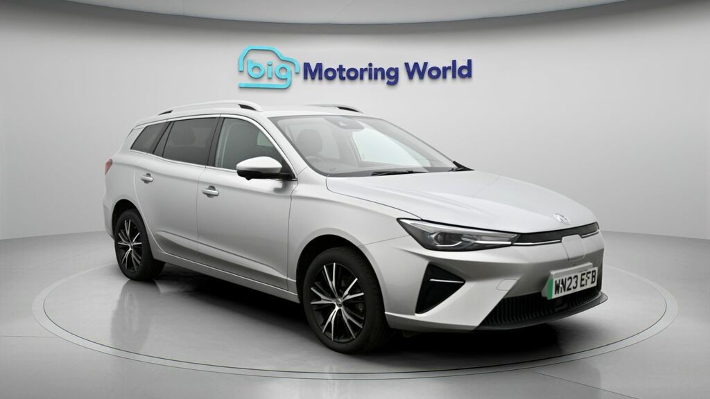 MG MG5 Trophy Long Range Silver