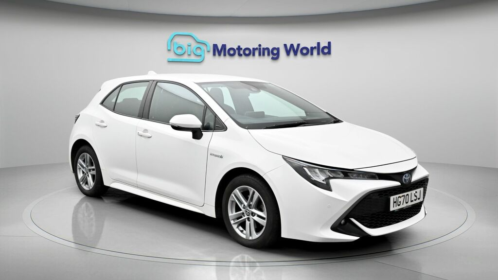 Toyota Corolla Icon White