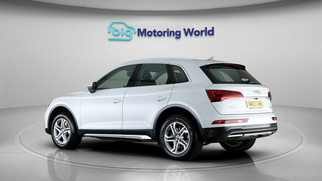 Audi Q5 Sport KM21XWB White #5