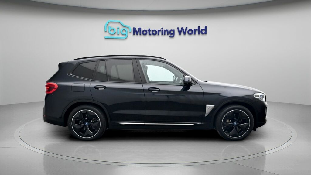 BMW iX3 G08 M Sport Pro Black #8